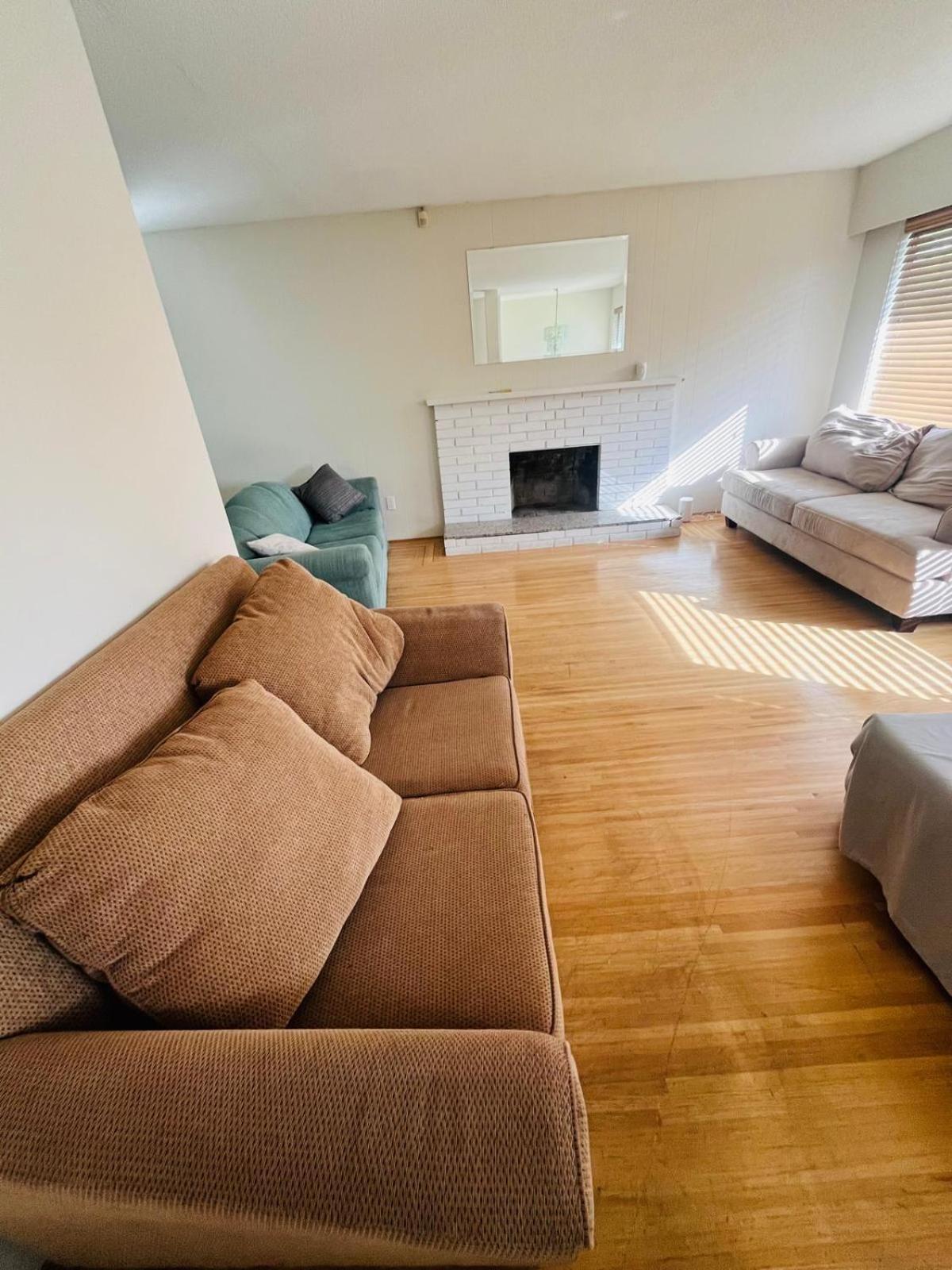 Cosy Romantic Stay In Surrey- Walking Distance From Guildford Town Centre Bagian luar foto