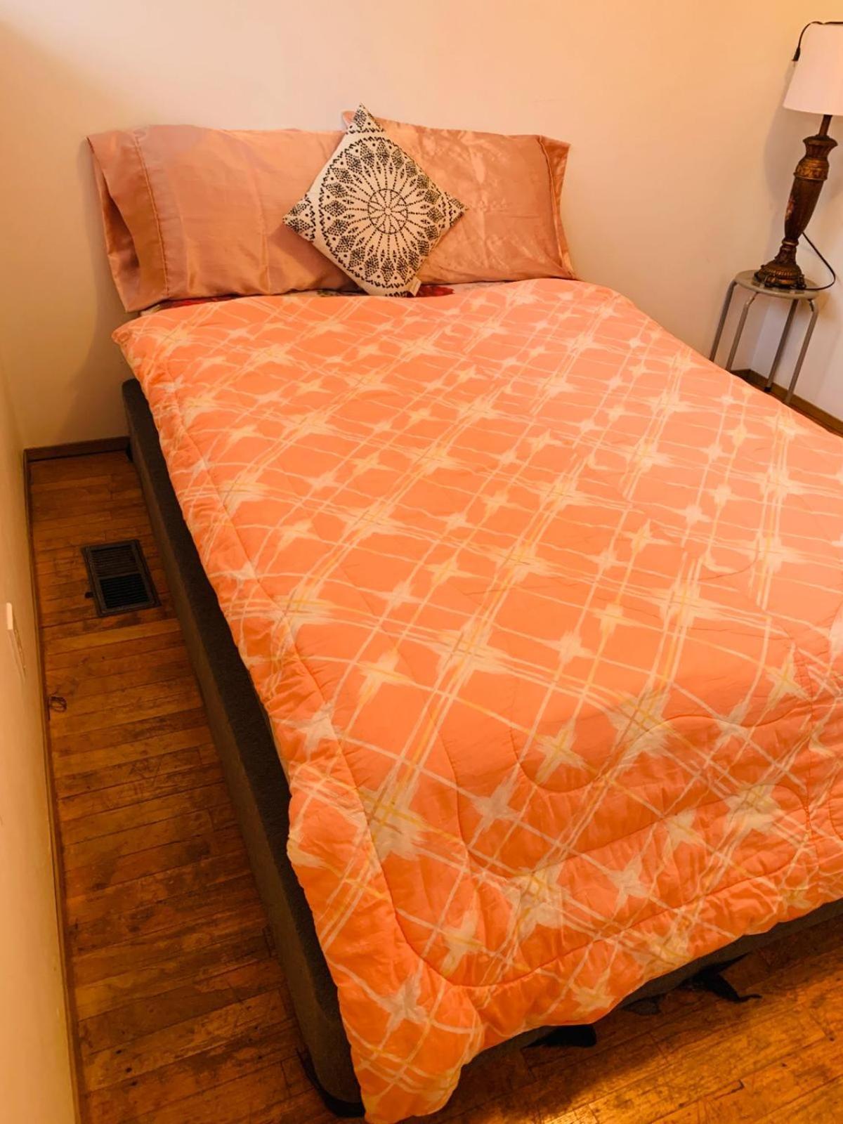 Cosy Romantic Stay In Surrey- Walking Distance From Guildford Town Centre Bagian luar foto